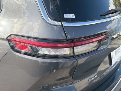 2023 Jeep Grand Cherokee L — photo 10 view