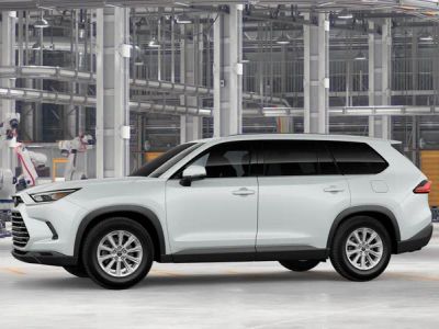 2026 Toyota Grand Highlander — rear three-quarter view