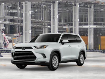 2026 Toyota Grand Highlander XLE in Wind Chill Pearl <a role='button' class='viewDgDisclaimersButton' data-toggle='modal'...