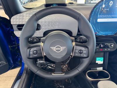 2026 MINI Hardtop 2 Door - Photo 15