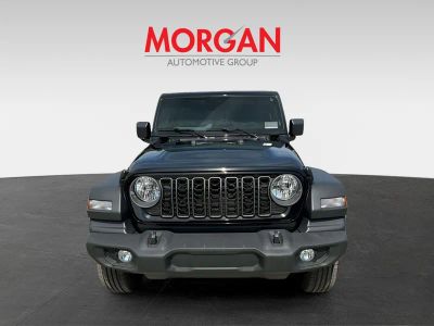 2026 Jeep Wrangler — photo 8 view