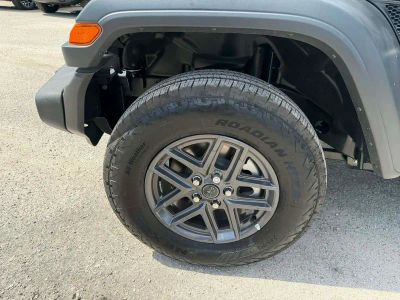 2026 Jeep Wrangler — photo 9 view