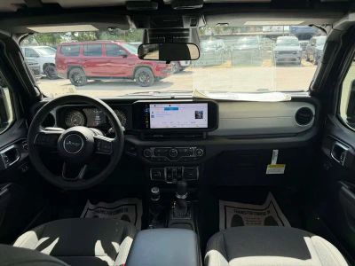 2026 Jeep Wrangler — photo 31 view