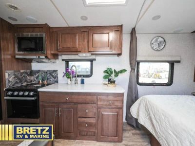 2024 Northwood Arctic Fox North Fork - Photo 10
