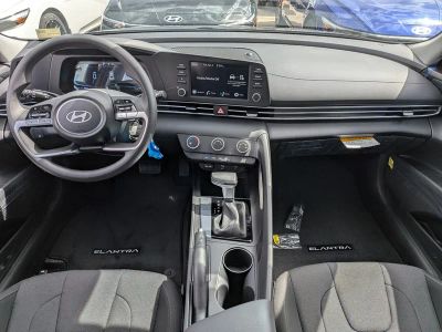 2026 Hyundai ELANTRA — photo 15 view