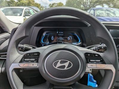 2026 Hyundai ELANTRA — photo 24 view