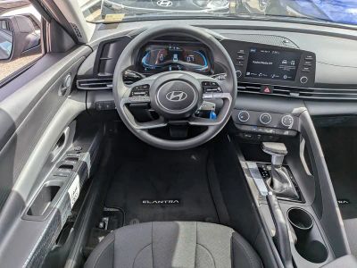 2026 Hyundai ELANTRA — photo 16 view
