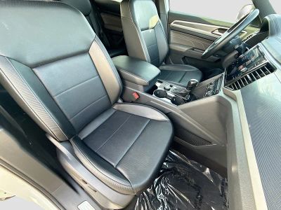 2022 Volkswagen Atlas Cross Sport — photo 15 view