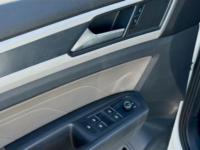 2022 Volkswagen Atlas Cross Sport — photo 23 view