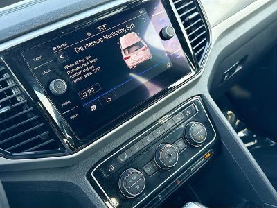 2022 Volkswagen Atlas Cross Sport — photo 28 view