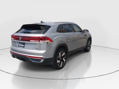 2024 Volkswagen Atlas Cross Sport — photo 7 view