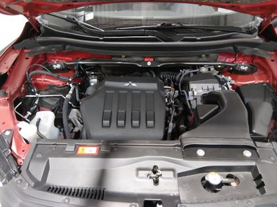2024 Mitsubishi Eclipse Cross - Photo 9