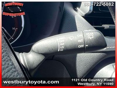 2024 Toyota RAV4 - Photo 28