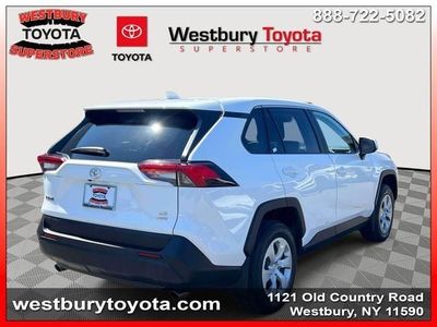 2024 Toyota RAV4 - Photo 7
