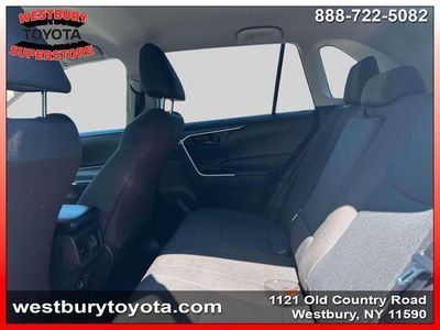 2024 Toyota RAV4 - Photo 16