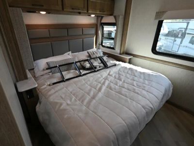 2026 Fleetwood BOUNDER - Photo 22