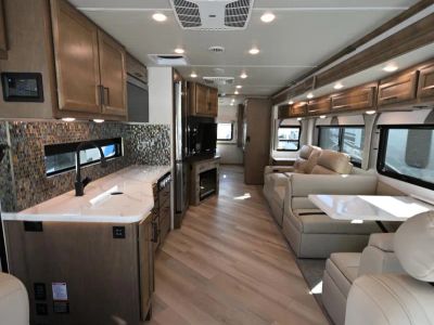2026 Fleetwood BOUNDER - Photo 5