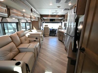 2026 Fleetwood BOUNDER - Photo 3
