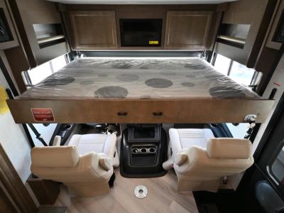 2026 Fleetwood BOUNDER - Photo 4