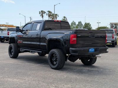 2015 GMC Sierra 2500HD - Photo 3