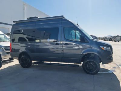 2027 Thor Motor Coach TRANQUILITY — photo 16 view