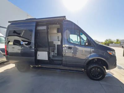 2027 Thor Motor Coach TRANQUILITY — photo 17 view