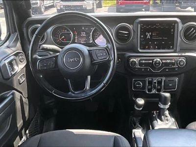 2022 Jeep Wrangler — detail view