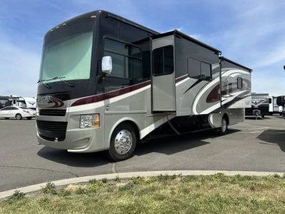 2016 Tiffin Motorhomes 34PA — front three-quarter view