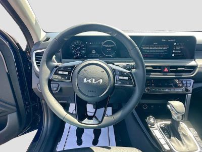 2026 Kia Seltos — photo 11 view
