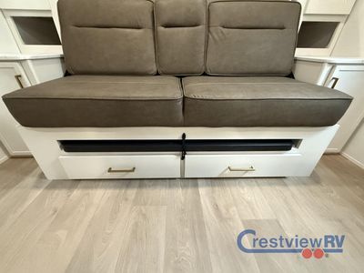 2026 Grand Design Transcend One - Photo 12