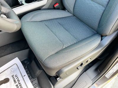 2026 Ram 1500 — photo 18 view