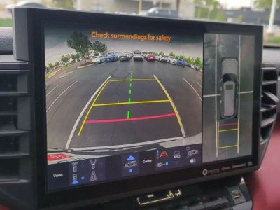 2023 Toyota Sequoia - Photo 14