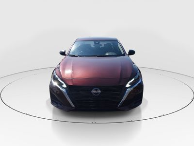 2024 Nissan Altima - Photo 2