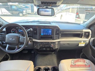 2025 Omni RS36 - Photo 16