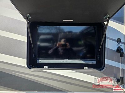 2025 Omni RS36 - Photo 4