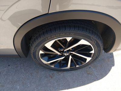 2024 Mitsubishi Outlander - Photo 10