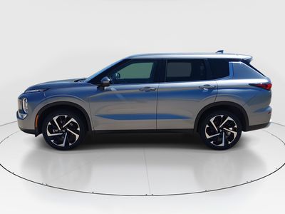 2024 Mitsubishi Outlander - Photo 4