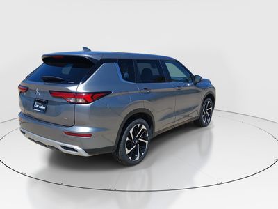 2024 Mitsubishi Outlander - Photo 7