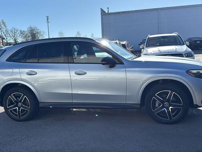 2024 Mercedes-Benz GLC - Photo 2