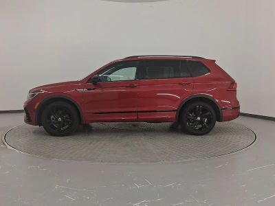 2024 Volkswagen Tiguan SUV - Photo 2