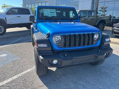 2026 Jeep Wrangler — photo 8 view