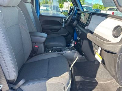 2026 Jeep Wrangler — photo 35 view