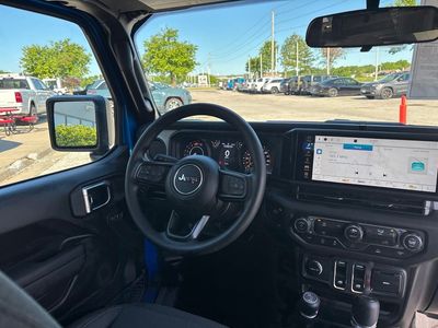 2026 Jeep Wrangler — photo 40 view