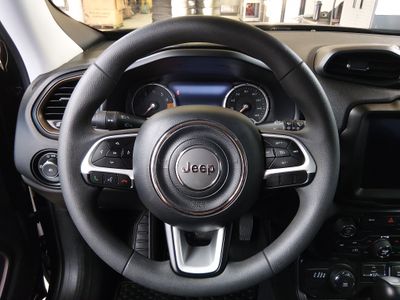 2023 Jeep Renegade - Photo 12