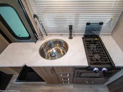 2026 Thor Motor Coach Compass - Photo 13