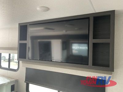 2025 Venture RV Stratus - Photo 33
