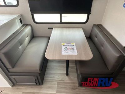 2025 Venture RV Stratus - Photo 31
