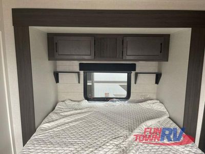 2025 Venture RV Stratus - Photo 43