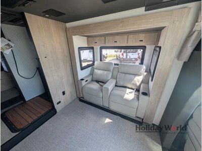 2026 Grand Design Lineage Series M - Photo 10
