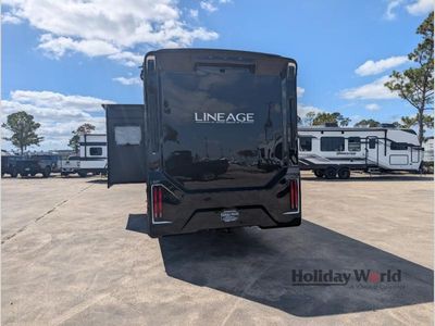 2026 Grand Design Lineage Series M - Photo 6